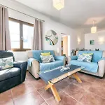 Casa de Férias Lava And Sea - Private Pool, Bbq And Amazing Sea Views By Lanzarote *